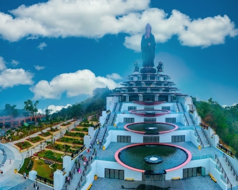 3VStone Cung Cấp Đá Cho Dự Án Núi Bà Đen - Tây Ninh