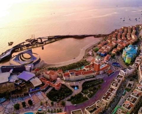 3VStone Giao Đá Bazan Đen Mặt Bóng - Công Trình Phú Quốc