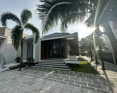 Đá Bazzan Đen Khò Nhà Hiện Đại Cho Khách Hàng Của 3VGroup