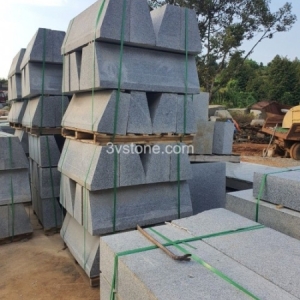 Đá Bó vỉa đen Lâm Đồng