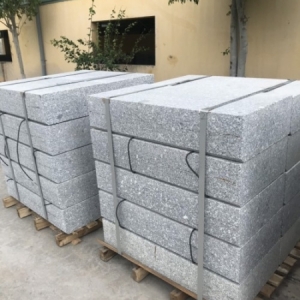 Đá Bó vỉa Trắng Suối Lau Giải phân cách