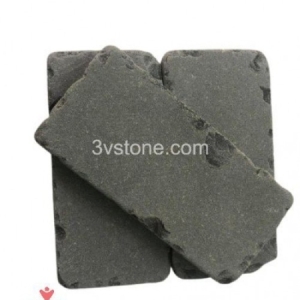 Đá Cubic Bazan quay mẻ