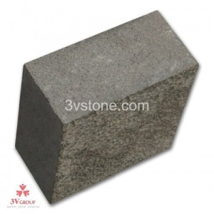 Đá Cubic Bazan đen băm mặt