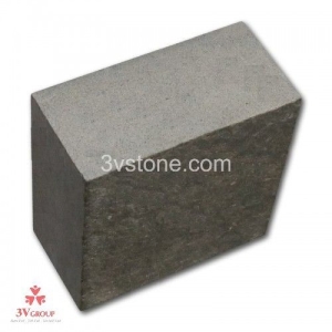 Đá Cubic Bazan đen khò