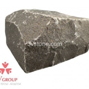 Đá Cubic Bazan Xám chẻ tay