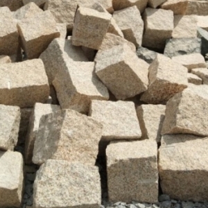 Đá Cubic Vàng Bình Định cắt quy cách