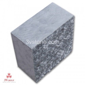 Đá Cubic Xanh Đen cắt 5 mặt, khò 1 mặt