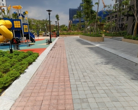 Đá Đỏ Bình Định - Xám Lông Chuột Bàn Giao Công Trình Khách 3VGroup