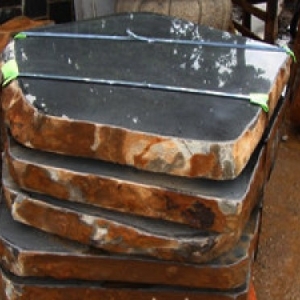 Đá thớt Bazan bóng