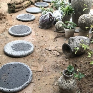 Đá thớt tổ ong