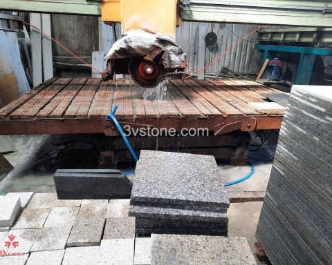 Đá Trắng Muối Mè Băm Cắt Chuẩn Bị Lên Đường Tới Khách 3VGroup